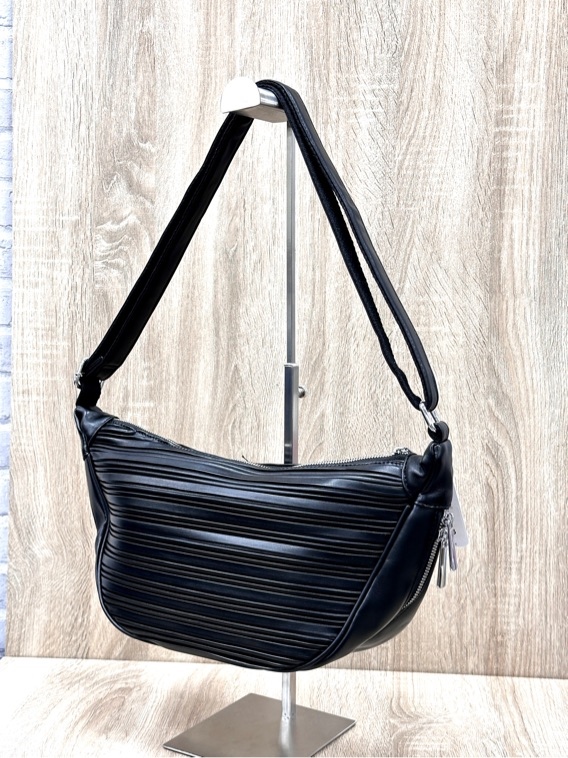 Tasche mit Plissee