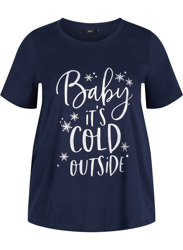 Shirt "Baby its cold outside"