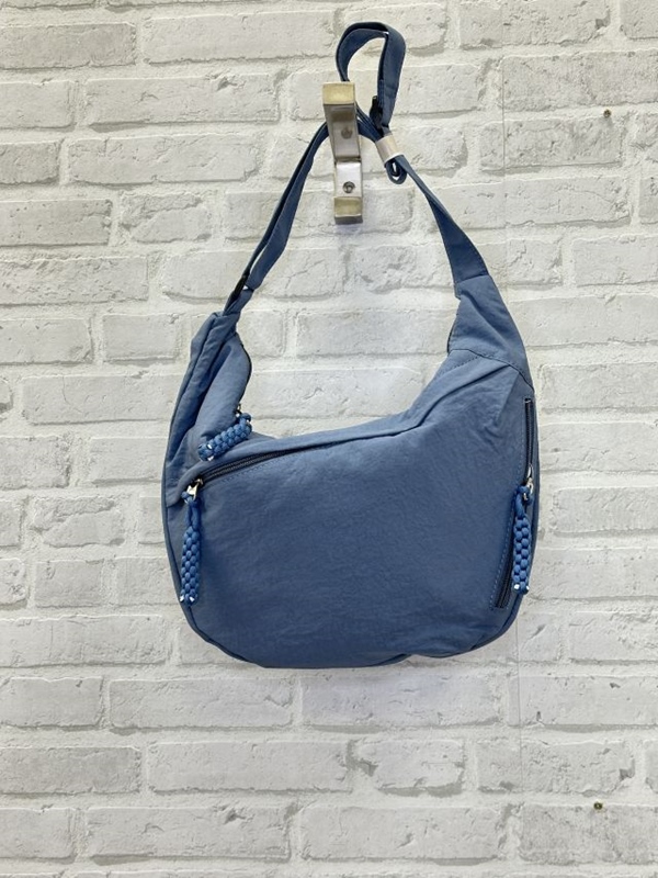Taschen gerundete Bananenform
