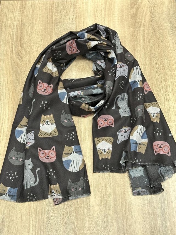 Kuschliger Katzenschal
