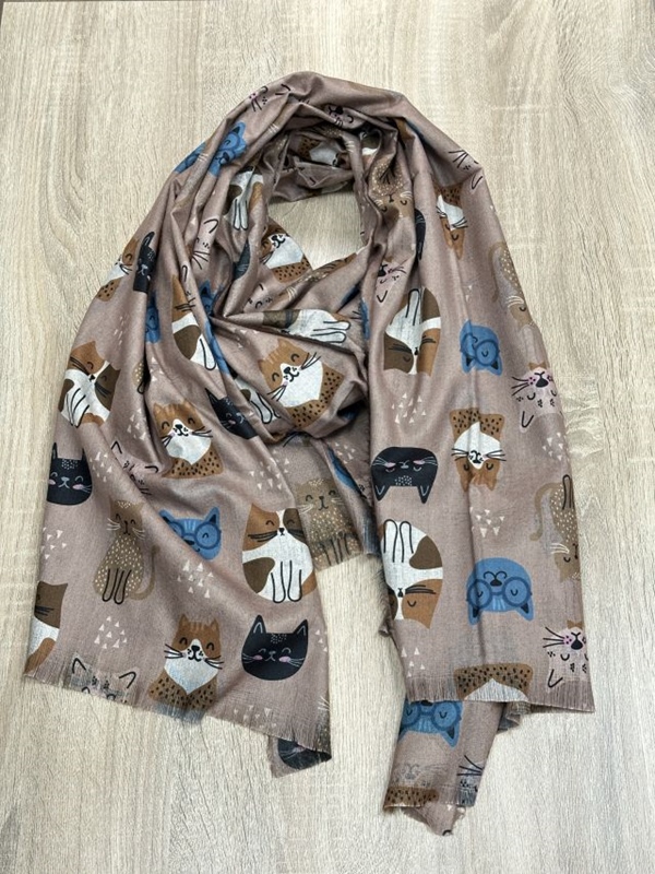 Kuschliger Katzenschal