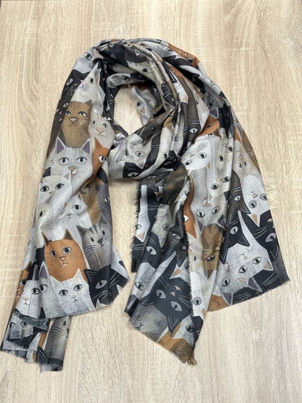Kuschliger Katzenschal