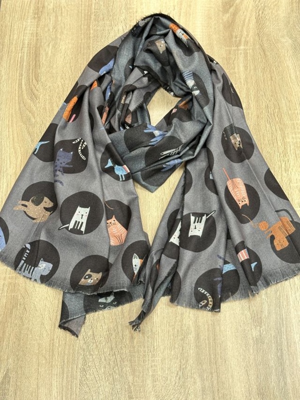 Kuschliger Katzen- und Hundeschal