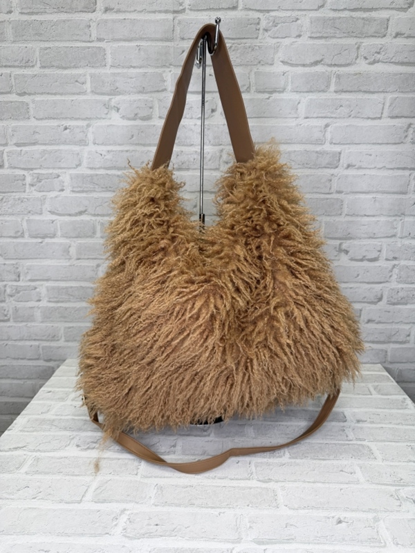 Flokati-Tasche