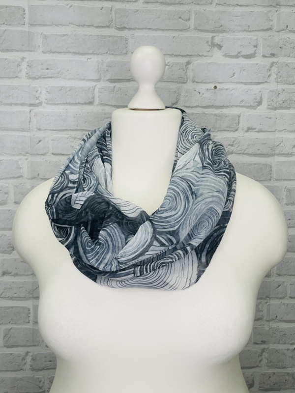 leichter Loop Schal Kreise