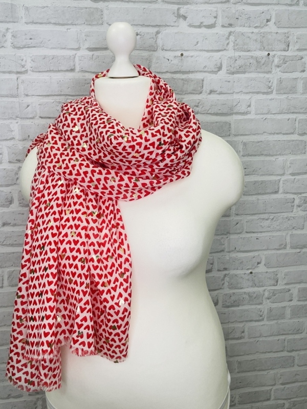 Leichter Schal mit Gold Herzen