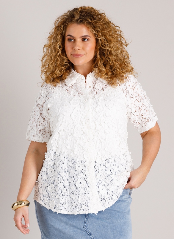 Romantische Bluse kurzarm Romantische Bluse kurzarm