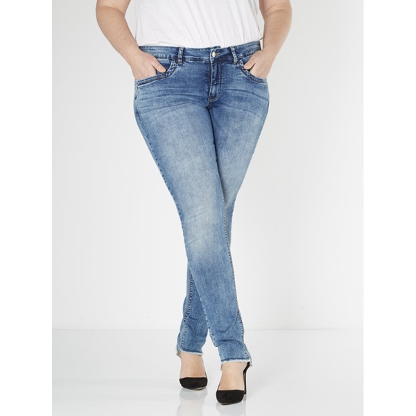 Jeans Slim Fit ausgefranst