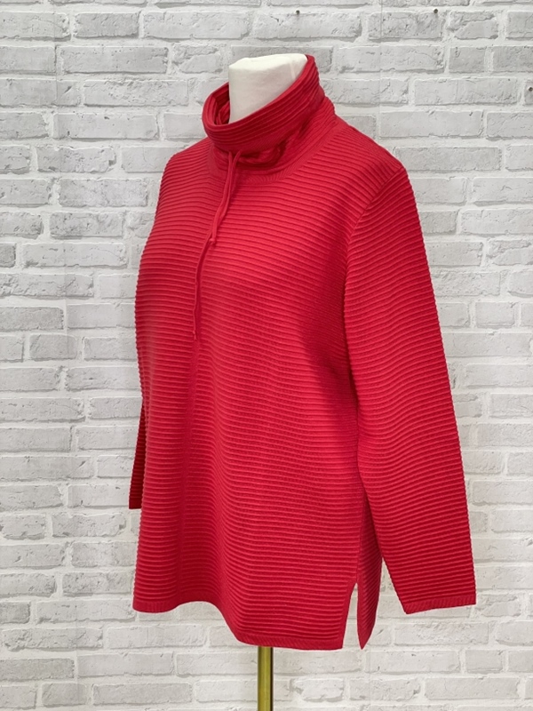 Rippstrick-Pullover mit Rollkragen