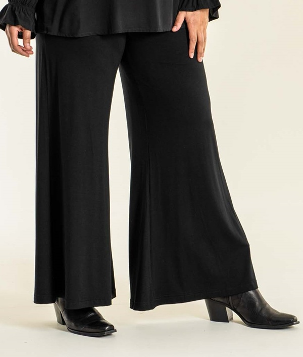 Palazzo-Hose