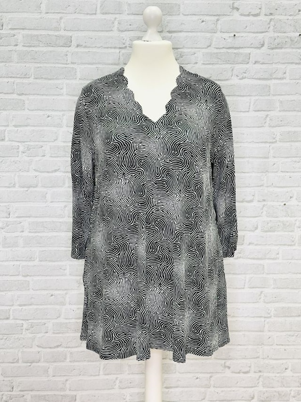 A-Linie-Shirt langarm Wellenausschnitt