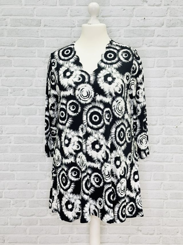 A-Linie Shirt langarm Wellenausschnitt