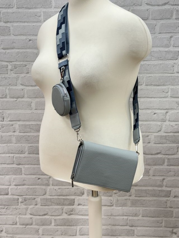 Kleine Tasche mit Kartenfchern