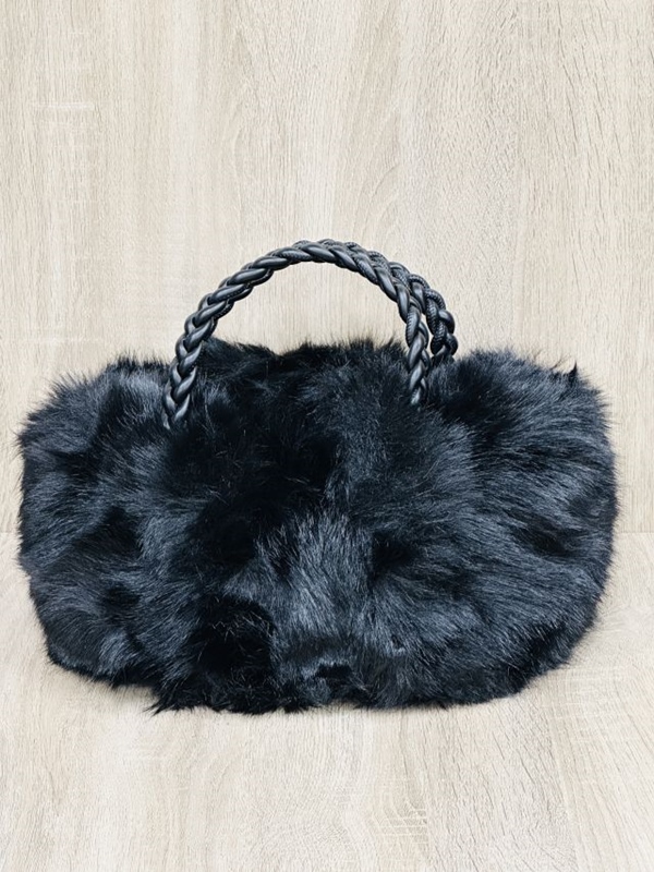 Kleine Felltasche