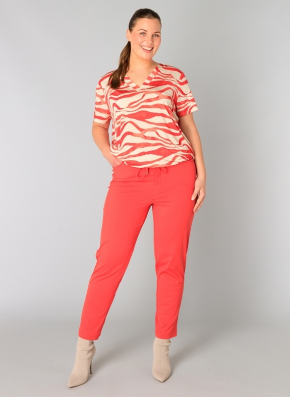 Shirt mit V-Ausschnitt kurzarm Shirt mit V-Ausschnitt kurzarm