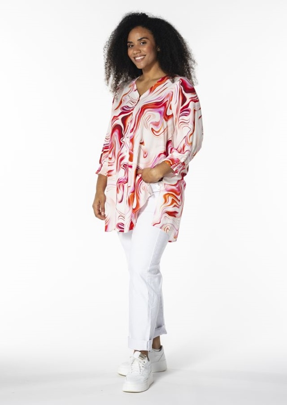 Abstrakte Bluse mit V-Ausschnitt kurzarm Abstrakte Bluse mit V-Ausschnitt kurzarm