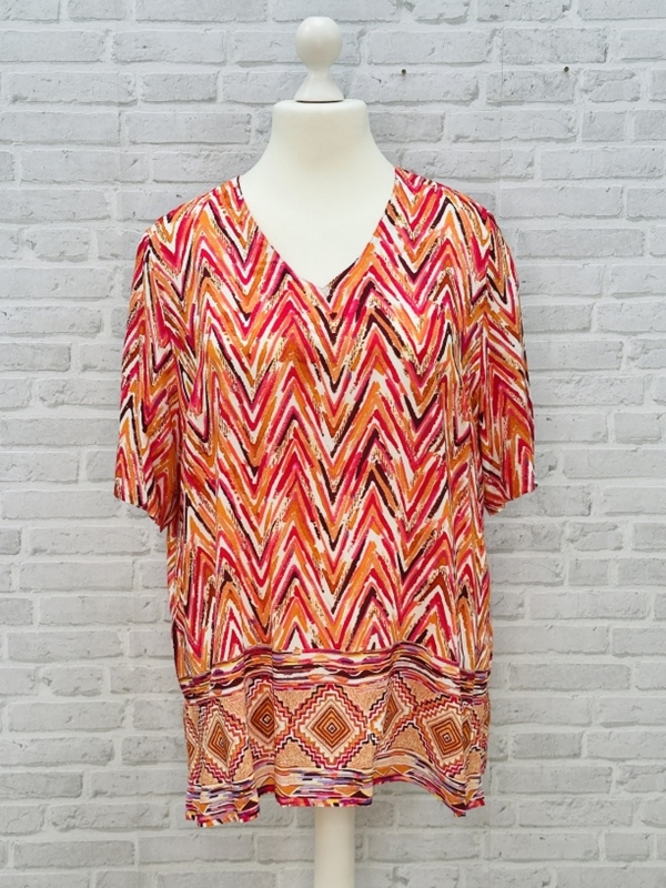 Blusenshirt mit V-Ausschnitt Blusenshirt mit V-Ausschnitt